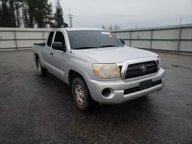 2006 Toyota Tacoma - Image 11