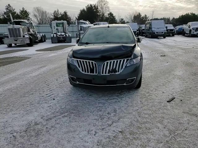 2014 Lincoln MKX - Image 12