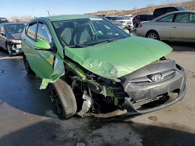 2013 Hyundai Accent - Image 14