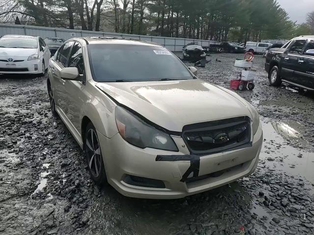 2010 Subaru Legacy 2.5I Premium VIN: 4S3BMBG69A3225746 Lot: 85234394