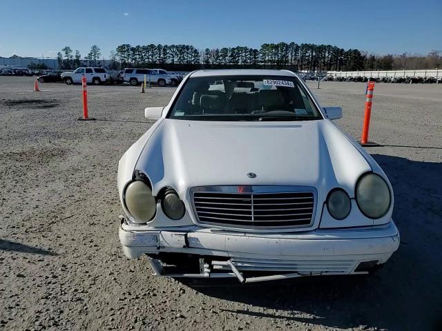 1998 Mercedes-Benz E 320 VIN: WDBJF65F0WA506724 Lot: 82902434