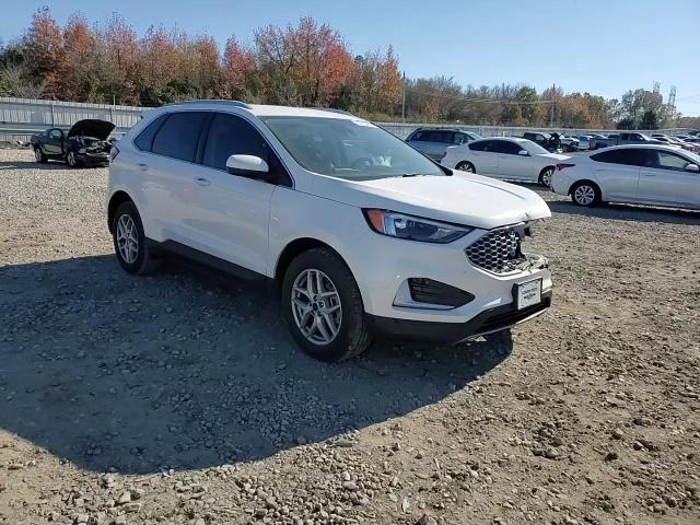 2023 Ford Edge - Image 12
