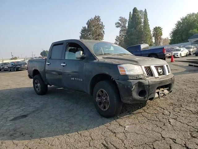 2006 Nissan Titan - Image 11
