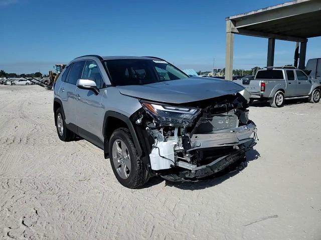 2024 Toyota RAV 4 - Image 14