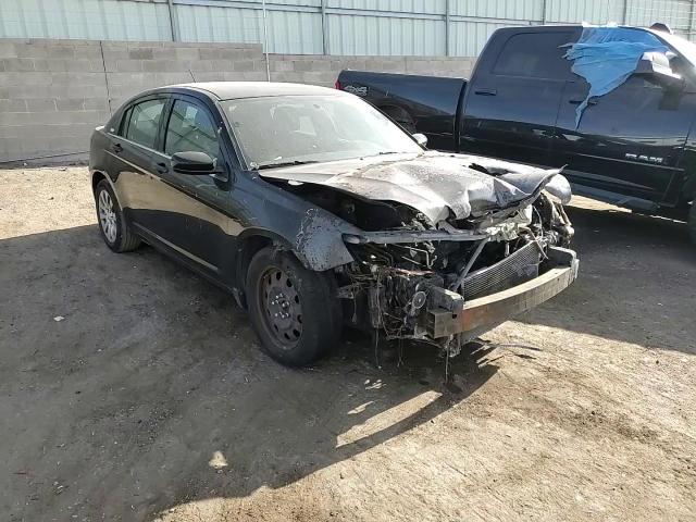 2013 Chrysler 200 Lx VIN: 1C3CCBAB2DN686071 Lot: 85161354