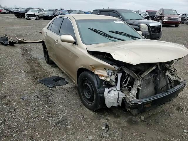 2011 Toyota Camry - Image 11