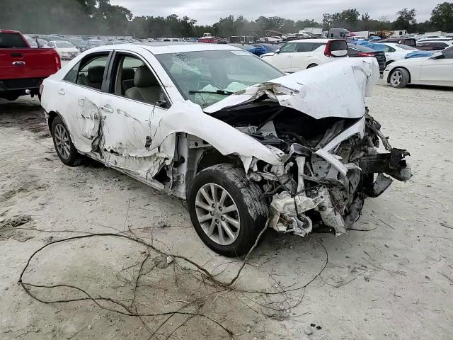 2011 Toyota Camry - Image 11