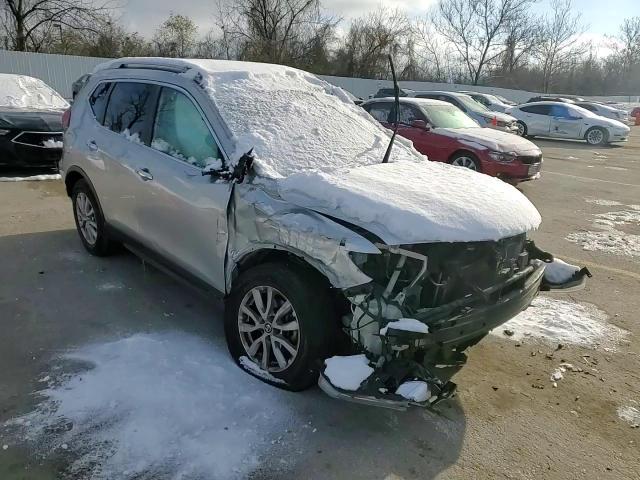 2019 Nissan Rogue - Image 11