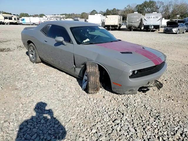 2018 Dodge Challenger - Image 10