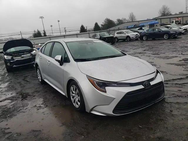 2024 Toyota Corolla - Image 10