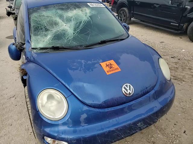 2002 Volkswagen Beetle - Image 10
