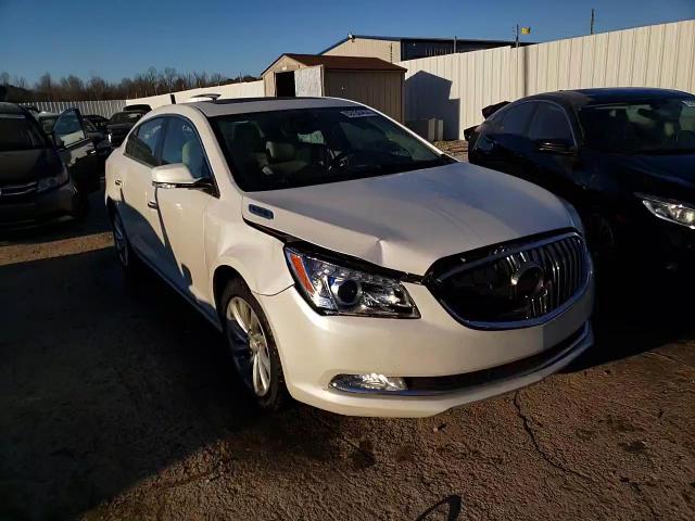 2016 Buick Lacrosse Premium VIN: 1G4GF5G32GF152634 Lot: 82438454