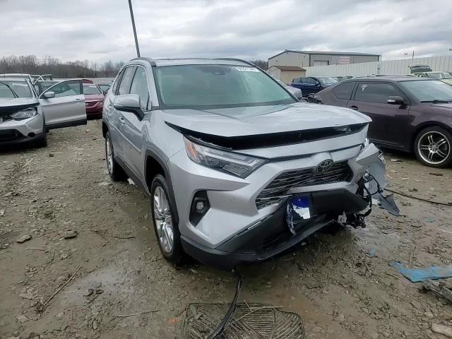 2024 Toyota RAV 4 - Image 15