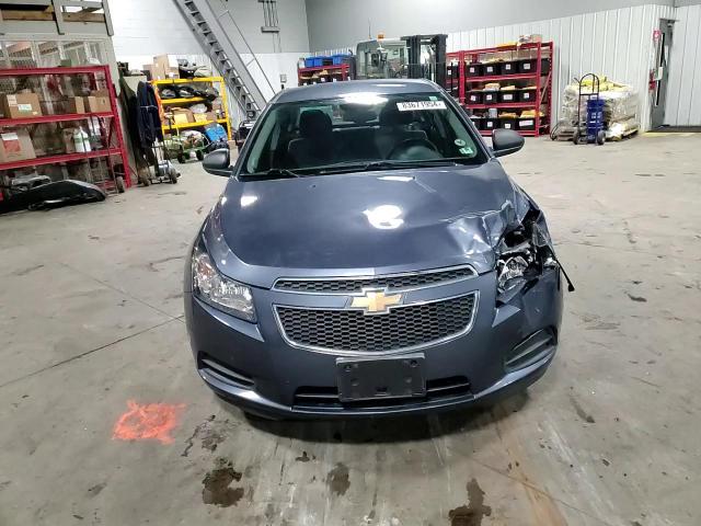 2014 Chevrolet Cruze - Image 11