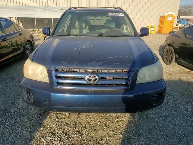 2004 Toyota Highlander - Image 11