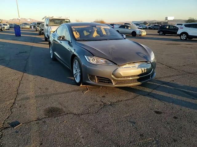 2013 Tesla Model S VIN: 5YJSA1AG6DFP08770 Lot: 83835904