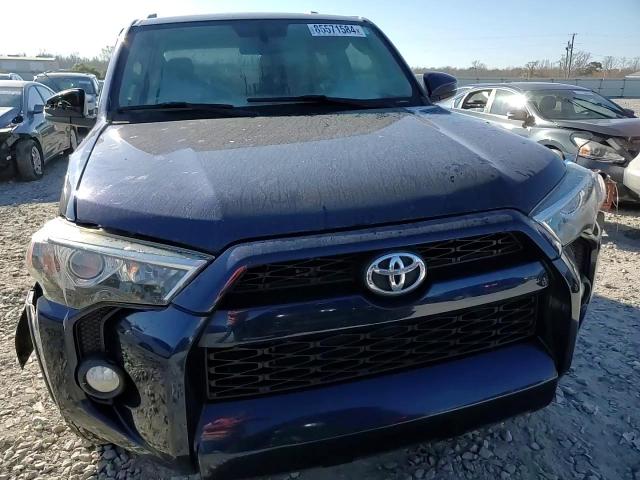 2018 Toyota 4Runner - Image 11