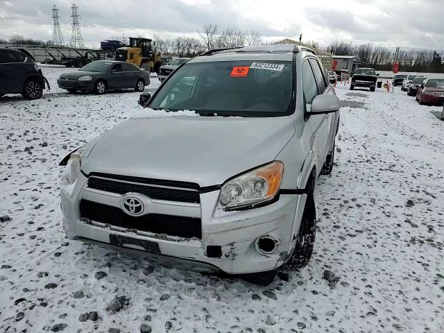 2011 Toyota RAV 4 - Image 12