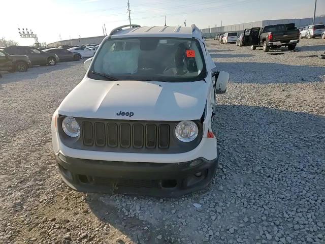 2017 Jeep Renegade - Image 12