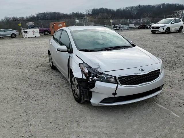 2017 Kia Forte Lx VIN: 3KPFK4A73HE081148 Lot: 86507054