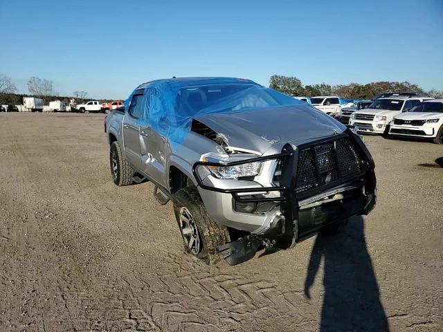 2017 Toyota Tacoma - Image 10