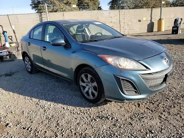 2011 Mazda 3 I VIN: JM1BL1UG6B1394033 Lot: 85336724