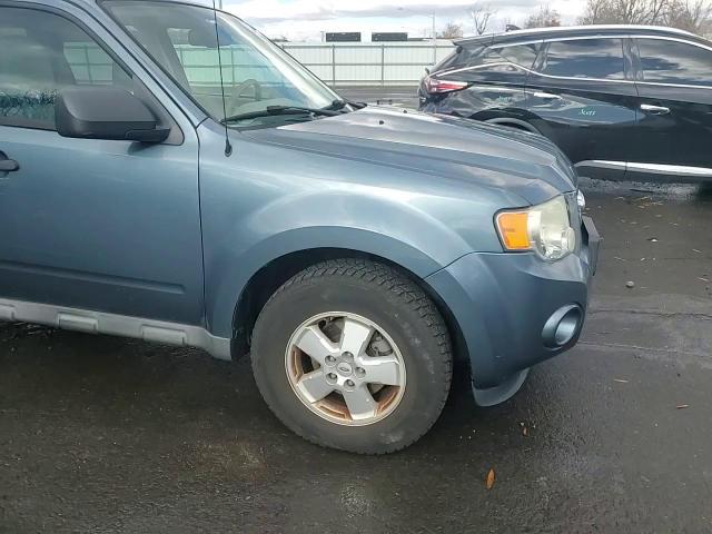 2011 Ford Escape - Image 12