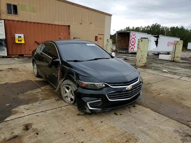 2016 Chevrolet Malibu - Image 11