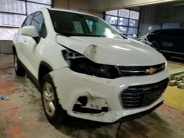 2017 Chevrolet Trax Ls VIN: 3GNCJNSB6HL287582 Lot: 85105704