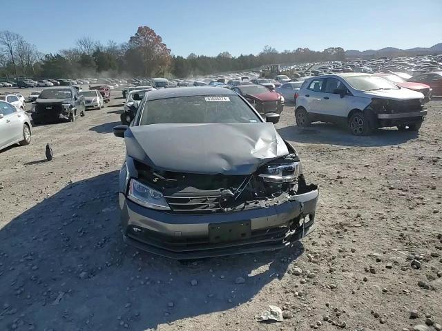 2016 Volkswagen Jetta - Image 11
