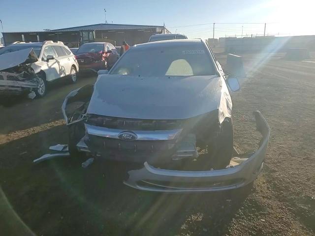 2010 Ford Fusion - Image 10