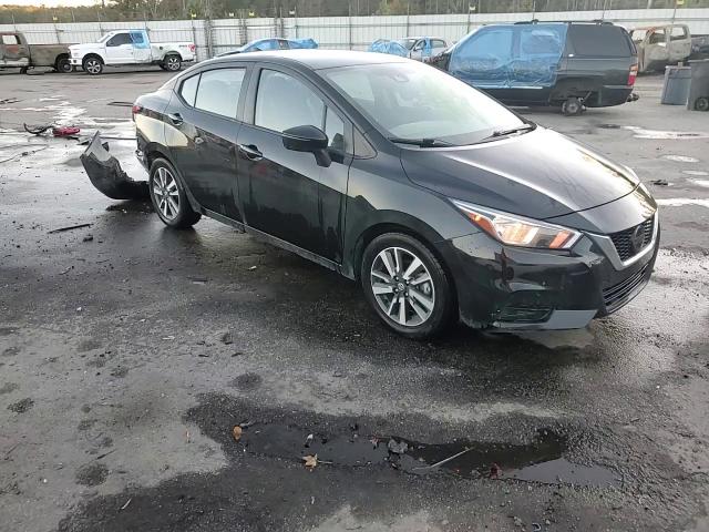 2021 Nissan Versa - Image 13