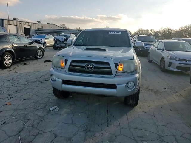 2010 Toyota Tacoma - Image 11
