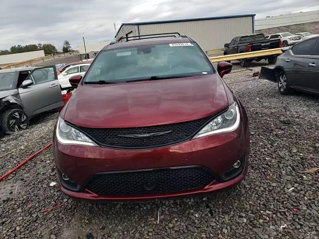 2019 Chrysler Pacifica - Image 14