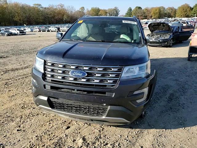 2017 Ford Explorer - Image 12