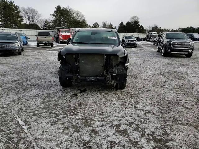 2021 Nissan Titan - Image 10