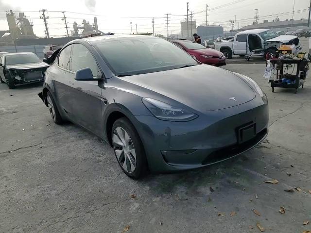 2023 Tesla Model Y VIN: 7SAYGDED2PF965636 Lot: 81688404