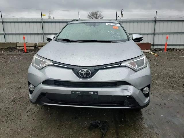 2018 Toyota RAV 4 - Image 11
