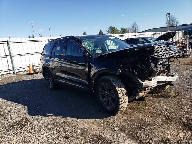 2022 Ford Explorer - Image 12