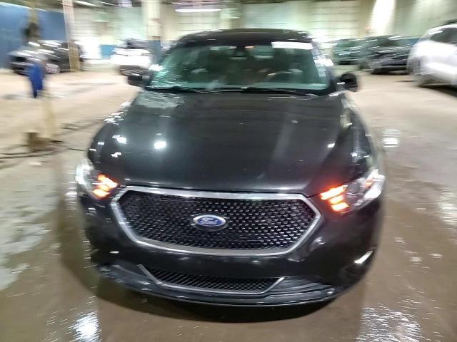 2015 Ford Taurus - Image 13