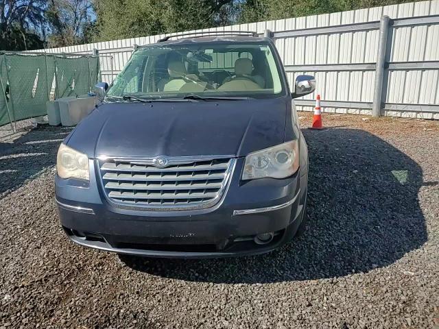 2008 Chrysler Town & Country - Image 12