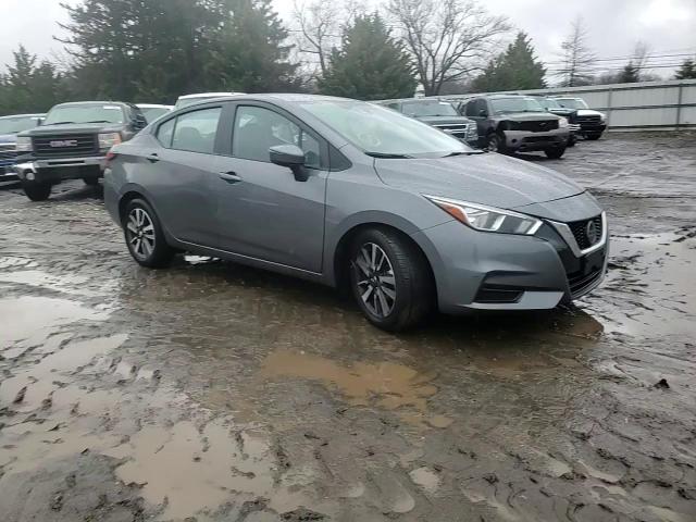 2021 Nissan Versa - Image 10
