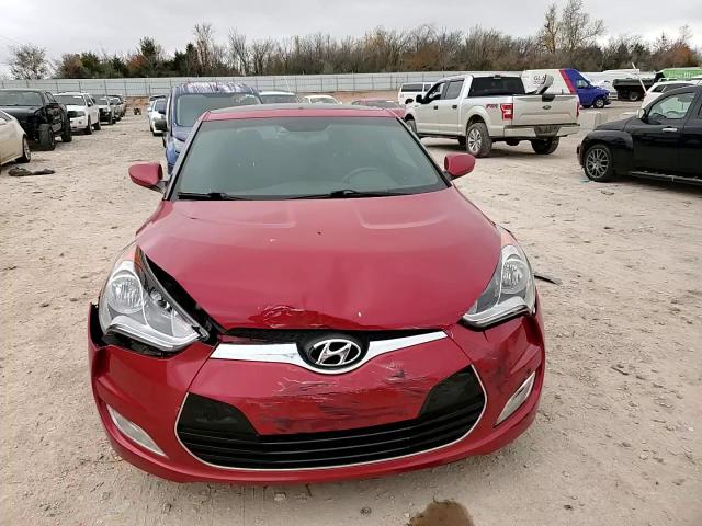 2017 Hyundai Veloster VIN: KMHTC6AD5HU314638 Lot: 84957274