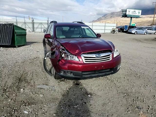 2011 Subaru Outback - Image 10