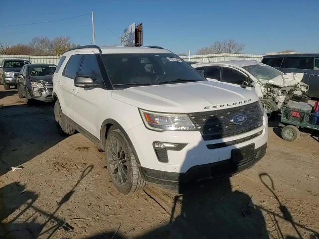 2018 Ford Explorer - Image 12