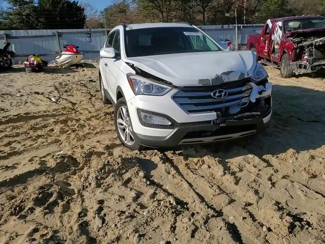 2014 Hyundai Santa Fe - Image 12