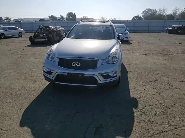 2017 Infiniti QX50 - Image 10