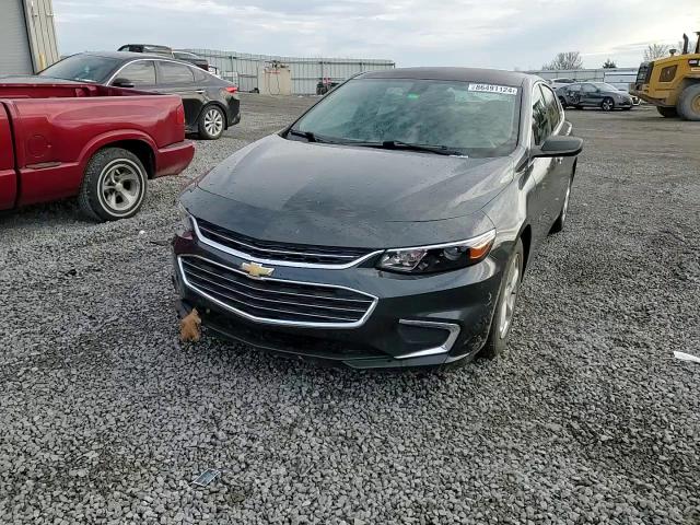 2017 Chevrolet Malibu - Image 10