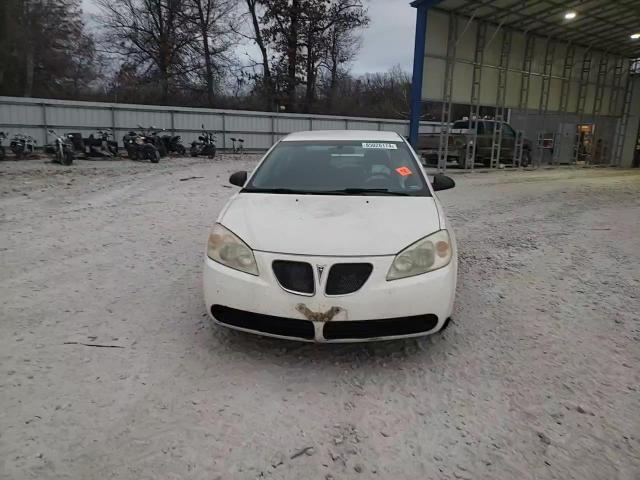 2007 Pontiac G6 Base VIN: 1G2ZG58N074277772 Lot: 85026174