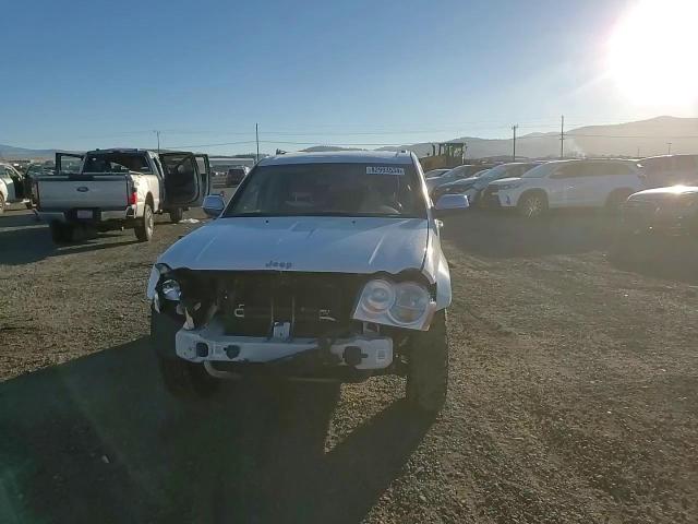2007 Jeep Grand Cherokee - Image 11